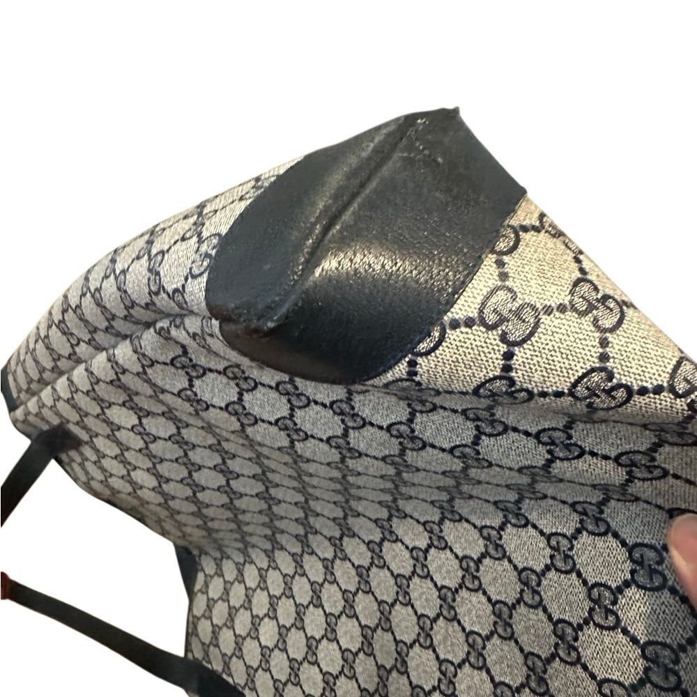 Gucci Monogram Black and Cream Tote - Picture 3 of 9